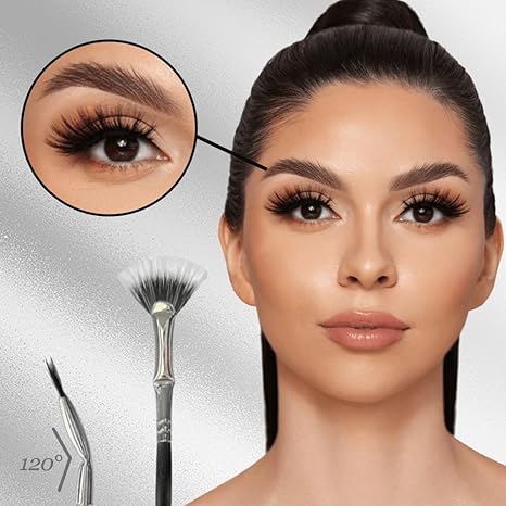 Folding Angle Scalloped Lash Brush